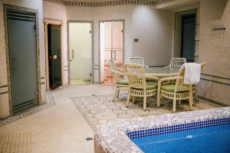 Royal Residence
