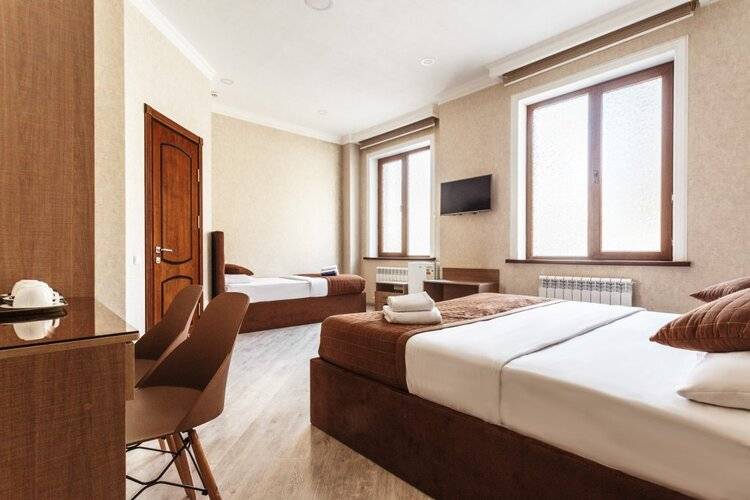 Eldi Hotel