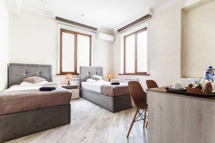 Eldi Hotel