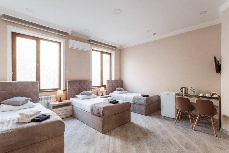 Eldi Hotel