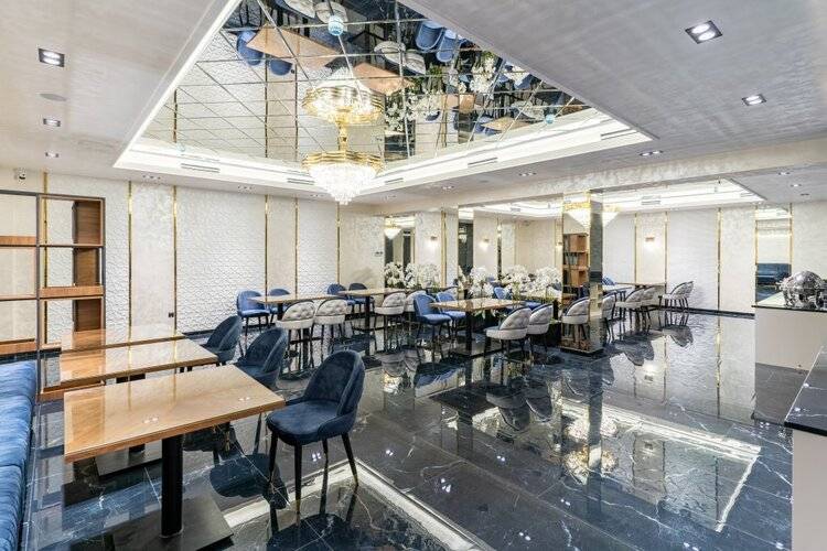 Mirzo Hotel