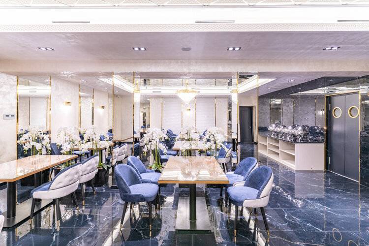 Mirzo Hotel