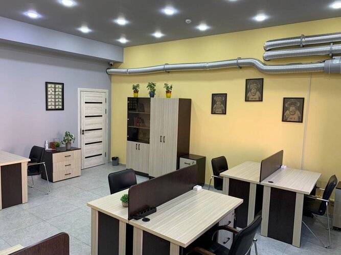 Safarov's Family Hostel