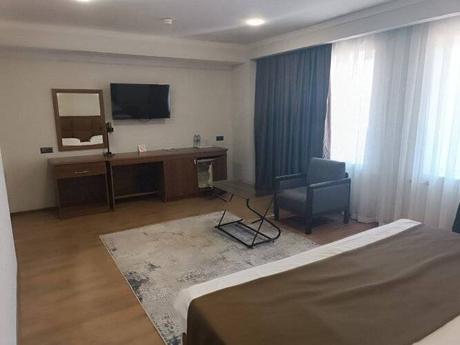 Ziyorat Hotel