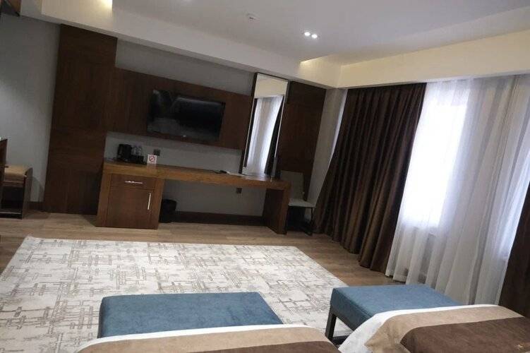 Ziyorat Hotel