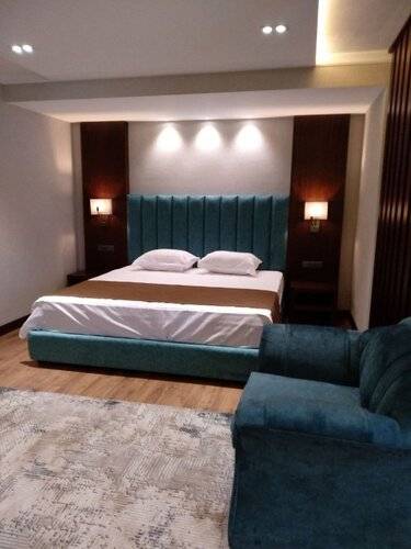 Ziyorat Hotel