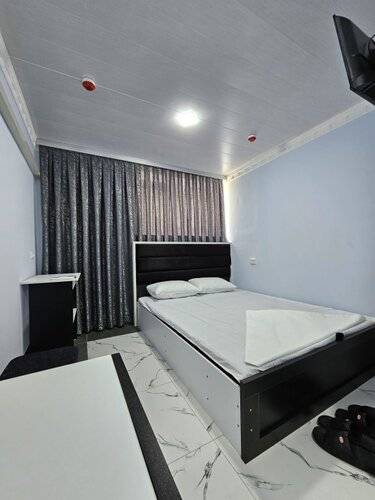 Bahra Hotel