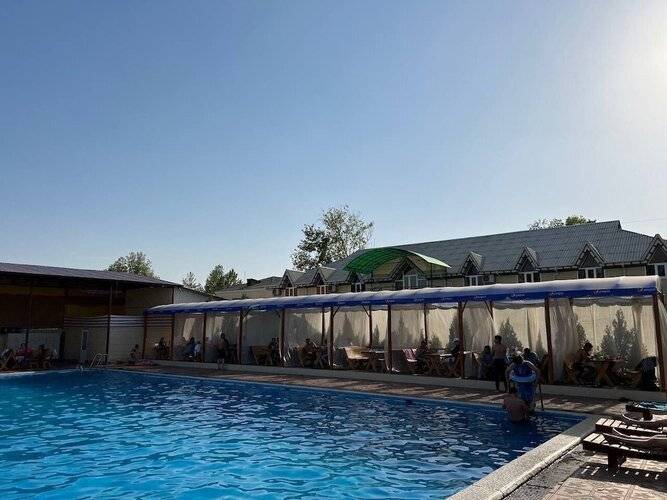 Orom Hotel