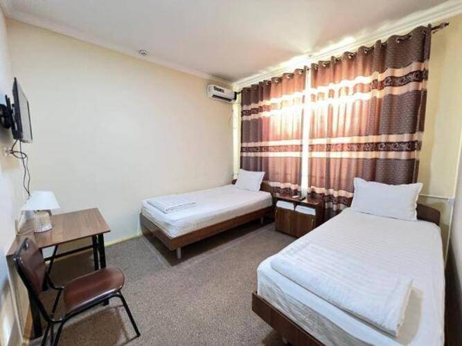 Orom Hotel