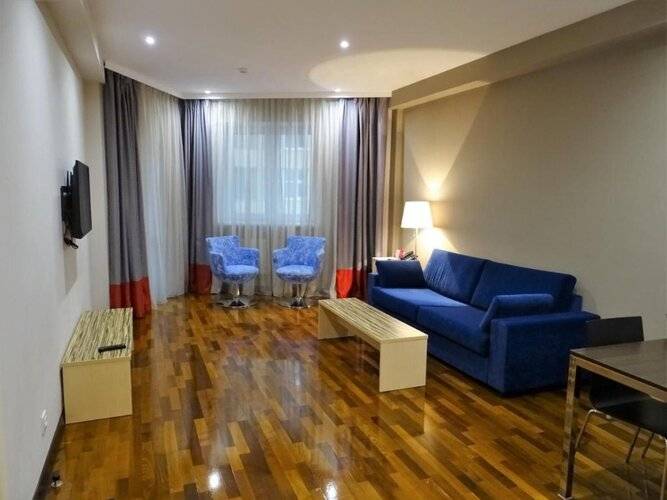 Ramada Hotel & Suites By Wyndham Alabuga