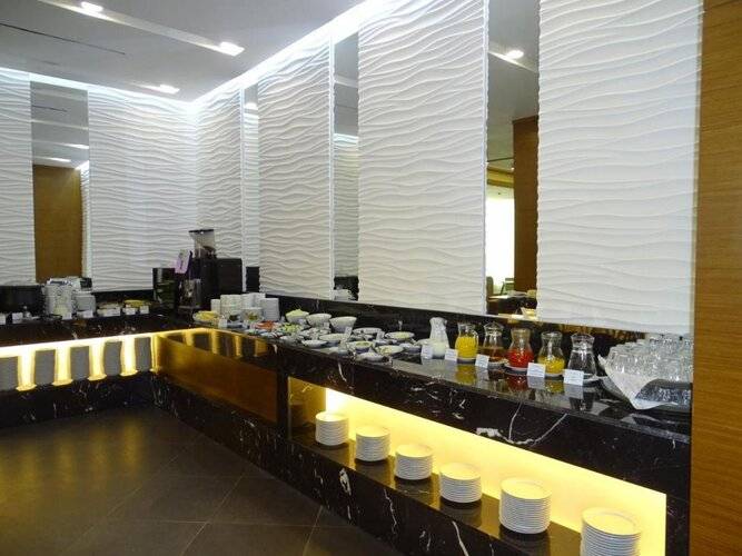 Ramada Hotel & Suites By Wyndham Alabuga