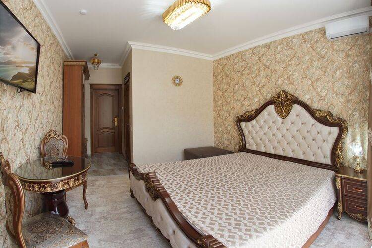Sultan Hotel (Султан)