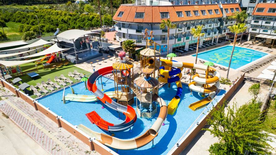 Dedeman Kemer Resort