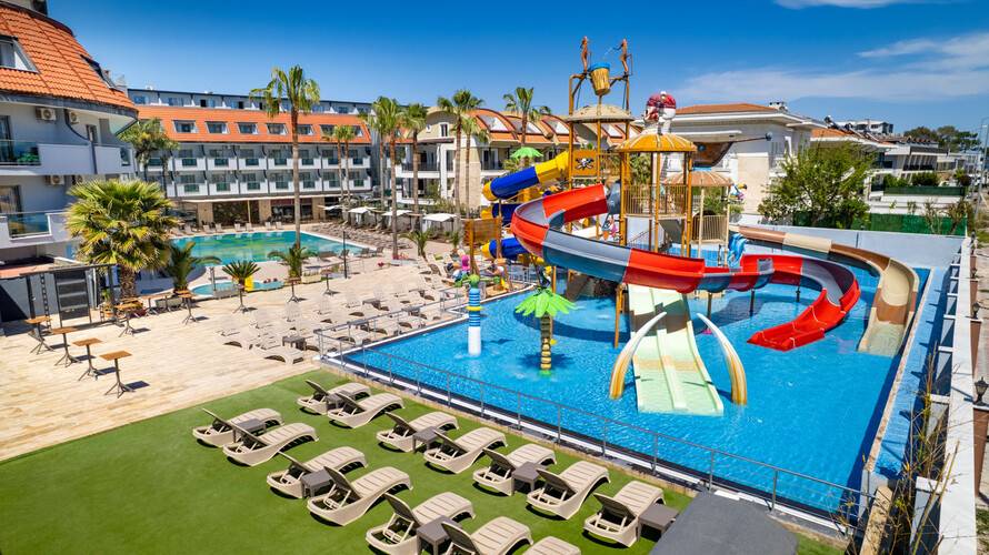 Dedeman Kemer Resort