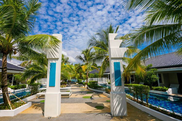 Tuana Brook Resort & Villas