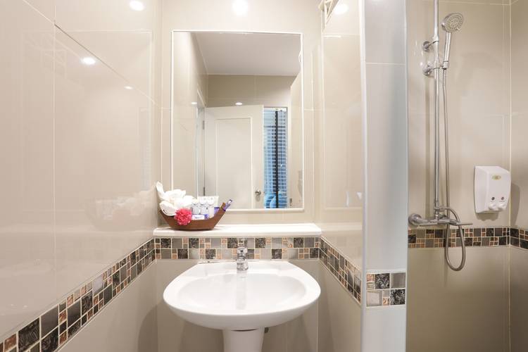 Tuana Brook Resort & Villas