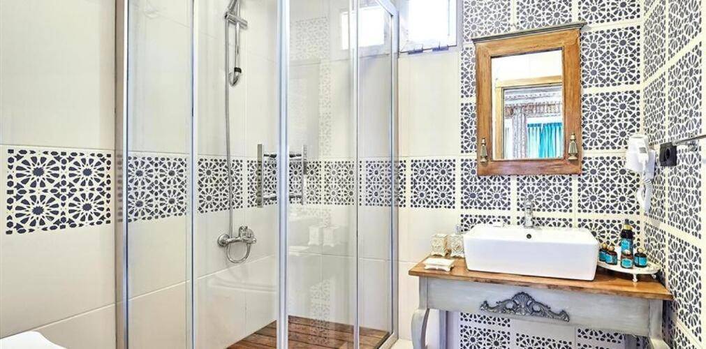 Fi Light Solto Boutique Beach