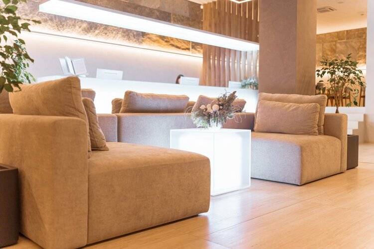 Slide Bleisure & Mice Hotel (Слайд)