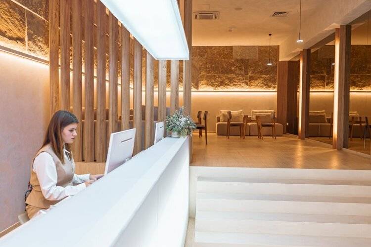 Slide Bleisure & Mice Hotel (Слайд)