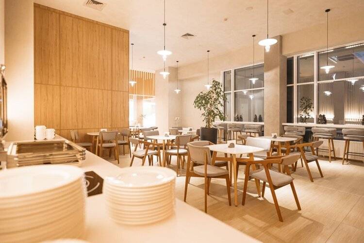 Slide Bleisure & Mice Hotel (Слайд)