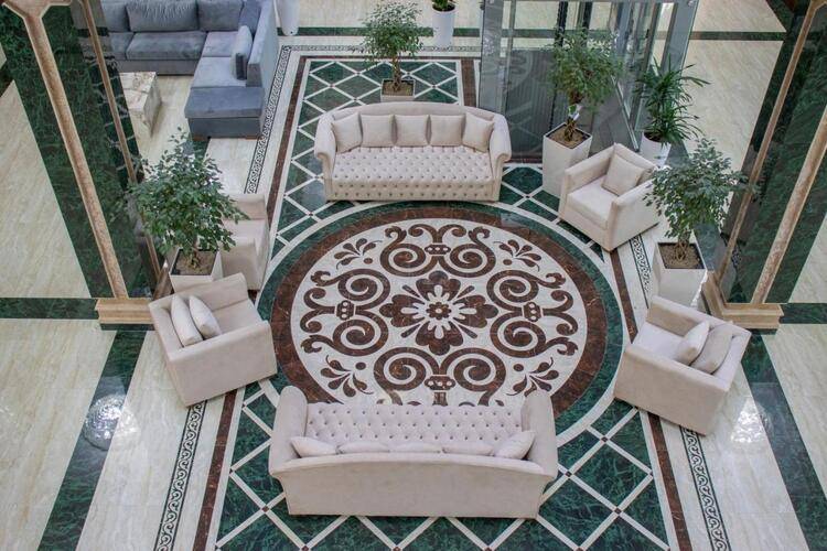 Garden Plaza
