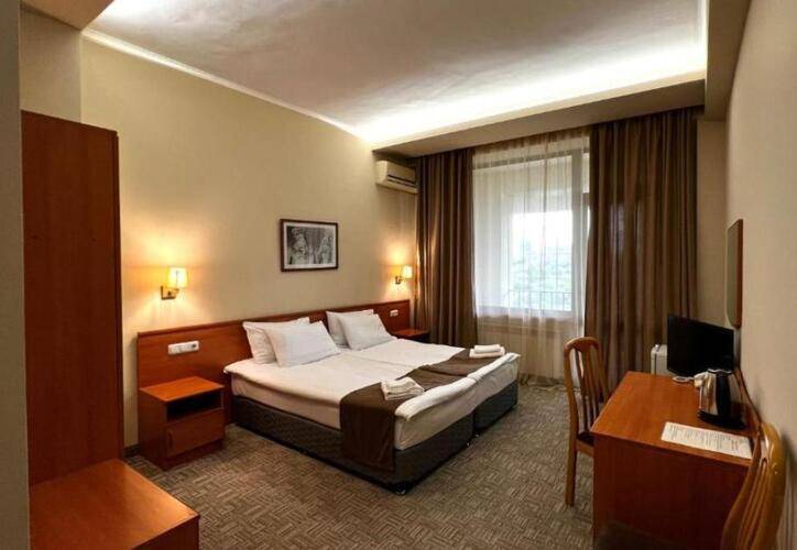 Olympia Garden Hotel