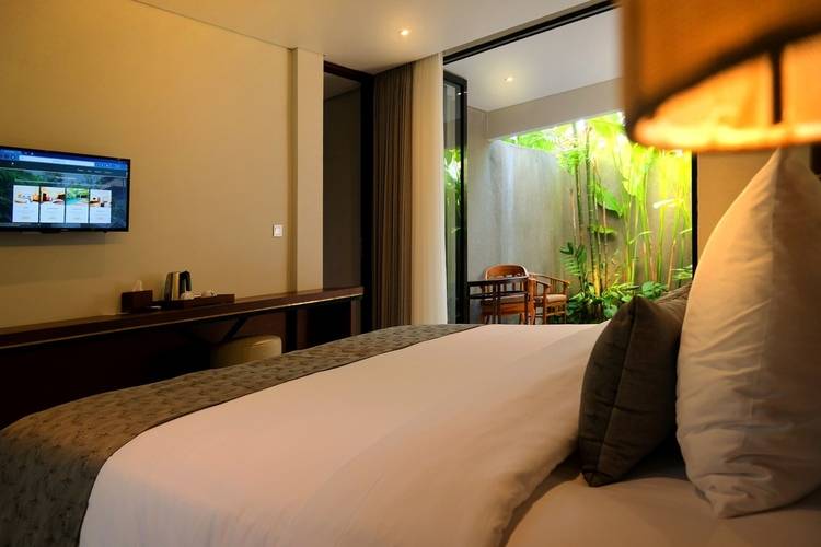 Japa Suites & Villas
