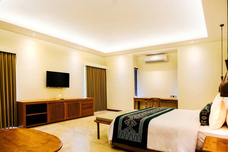 Japa Suites & Villas