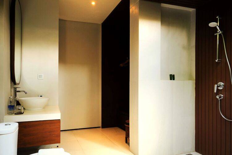 Japa Suites & Villas