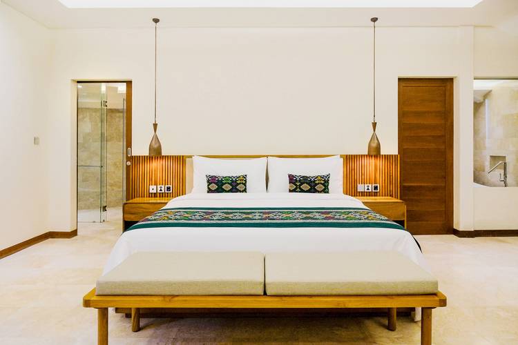 Japa Suites & Villas