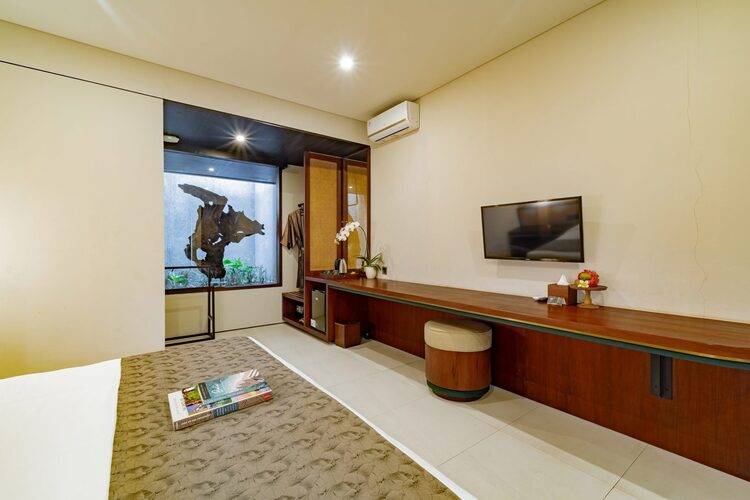 Japa Suites & Villas