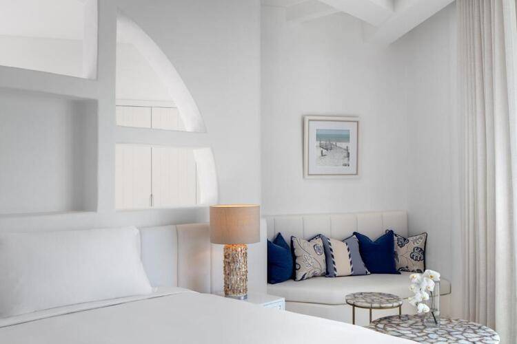 Anantara Santorini Abu Dhabi Retreat (Adults Only 18+)