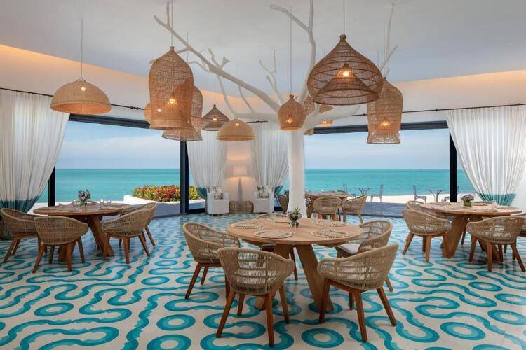 Anantara Santorini Abu Dhabi Retreat (Adults Only 18+)