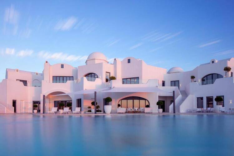 Anantara Santorini Abu Dhabi Retreat (Adults Only 18+)