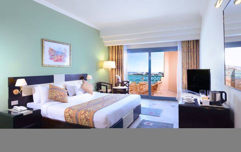 Moreno Horizon Spa & Resort