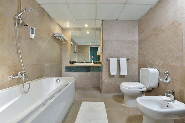 Moreno Horizon Spa & Resort