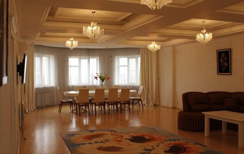Отель Ши