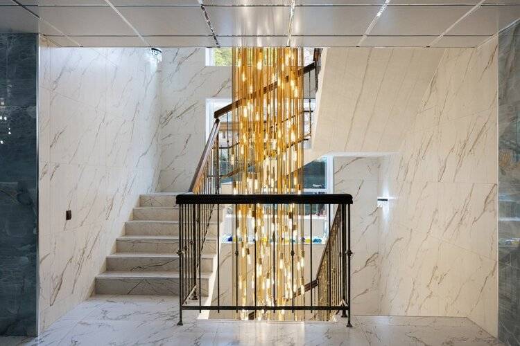 Stellar Collection Chalet