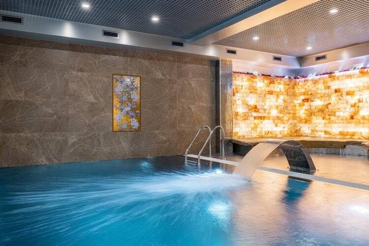 Stellar Collection Chalet