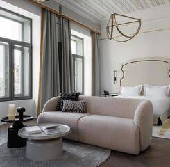 $item['hotel']['name']