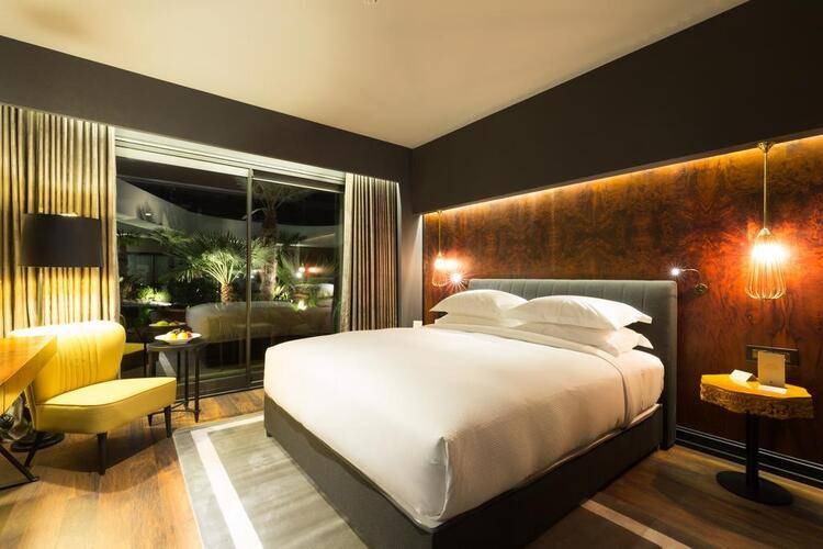 Doubletree By Hilton Hotel Izmir Airport