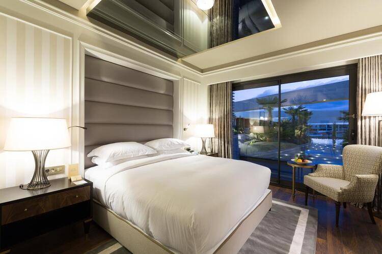 Doubletree By Hilton Hotel Izmir Airport