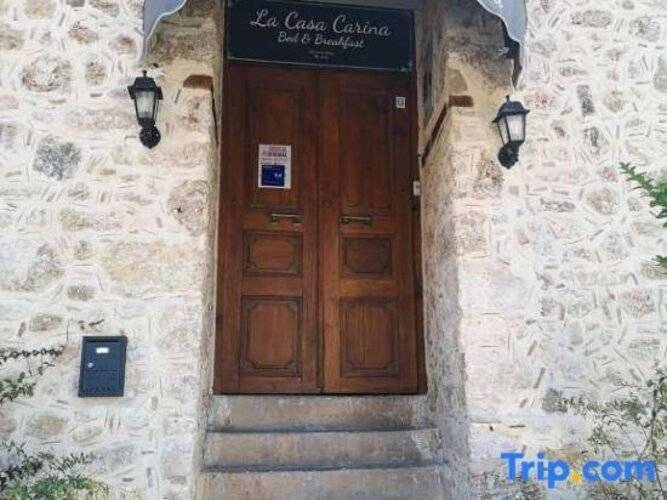 La Casa Carina