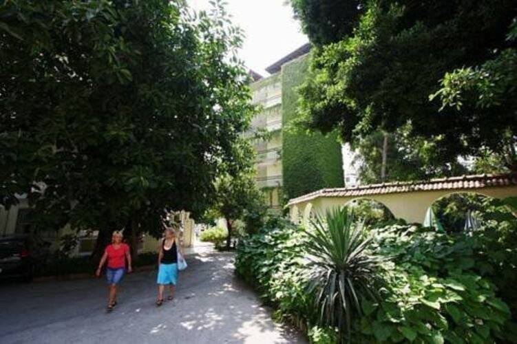 Green Garden City Hotel