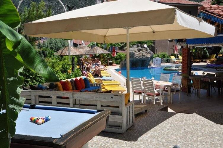 Celi̇k Apart Hotel