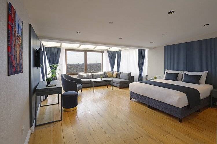 Moss Suite Hotel