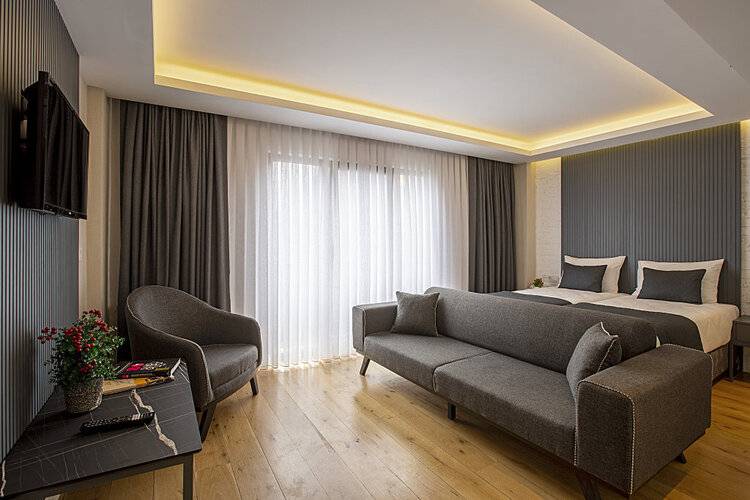Moss Suite Hotel