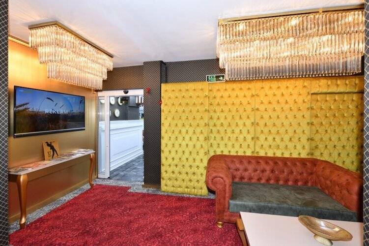 Seamoon Suite Hotel