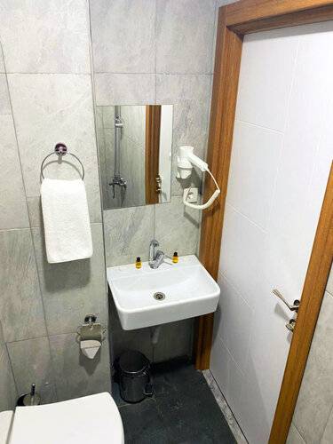 Destinia Pera Suites