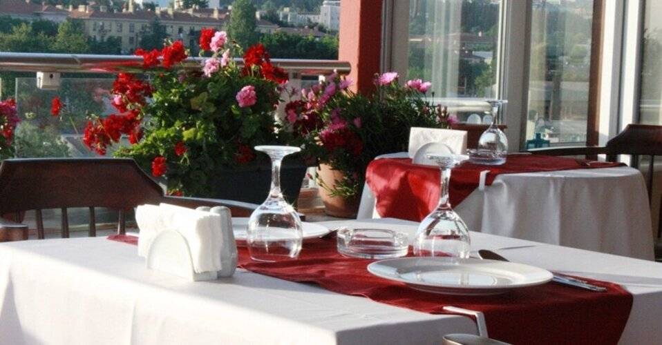 Deniz Otel